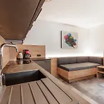Πανσιόν Haus Manfred 4*