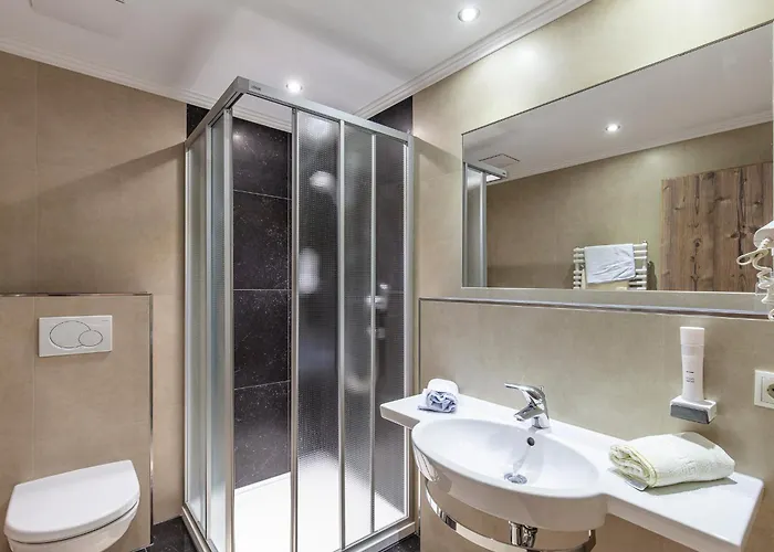 בית הארחה Haus Manfred 4*