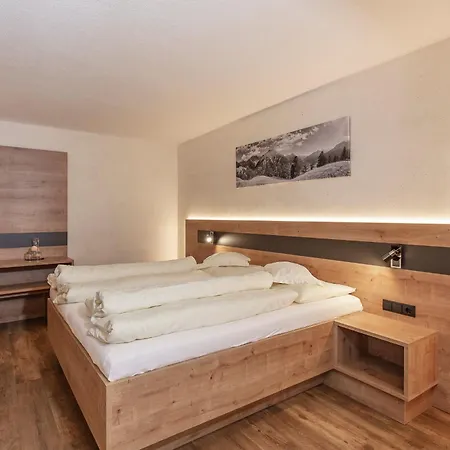 Haus Manfred Πανσιόν Ζόλντεν