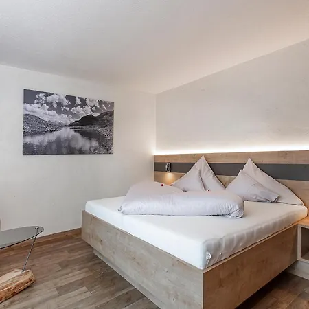 Haus Manfred Guest house